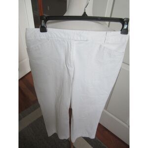 NEW  LIZ  CLAIBORNE  GOLF AUDRA WHITE SEERSUCKER CAPRIS SIZE 10